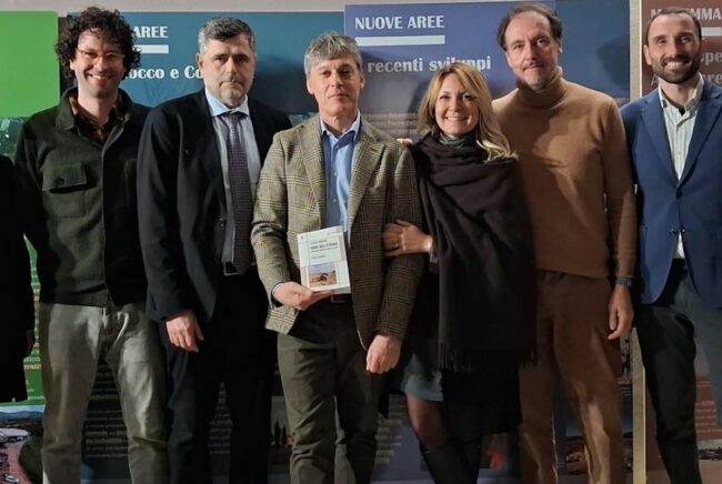 Presentazione libro Terre Etruria Presentazione libro Terre Etruria