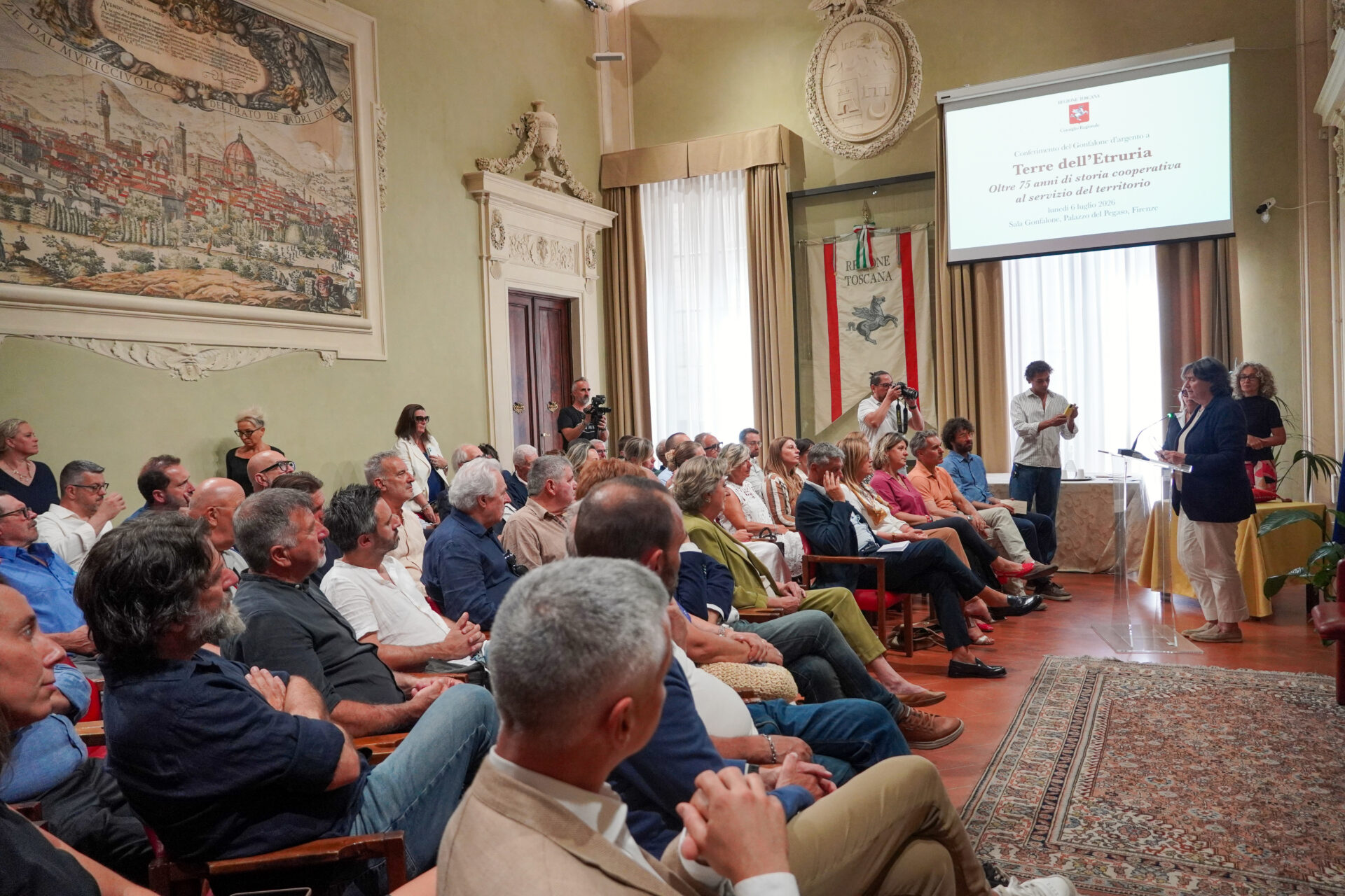 Gonfalone Argento Terre dell'Etruria 4
