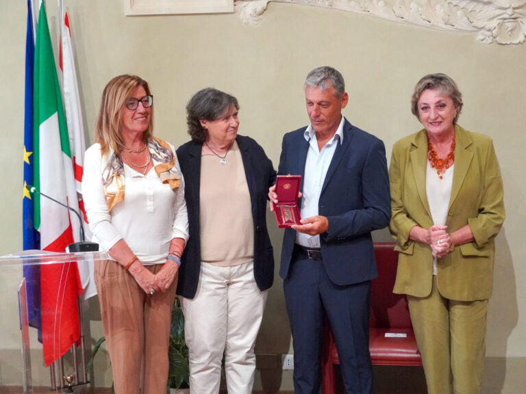 Gonfalone Argento Terre dell’Etruria 8 Gonfalone Argento Terre dellEtruria 8