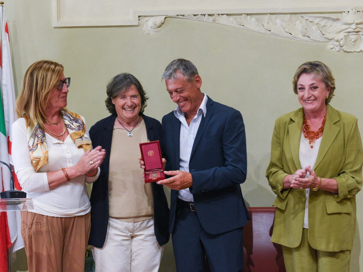 Gonfalone Argento Terre dell’Etruria Consiglio regionale 6 Gonfalone Argento Terre dell'Etruria Consiglio regionale Toscana